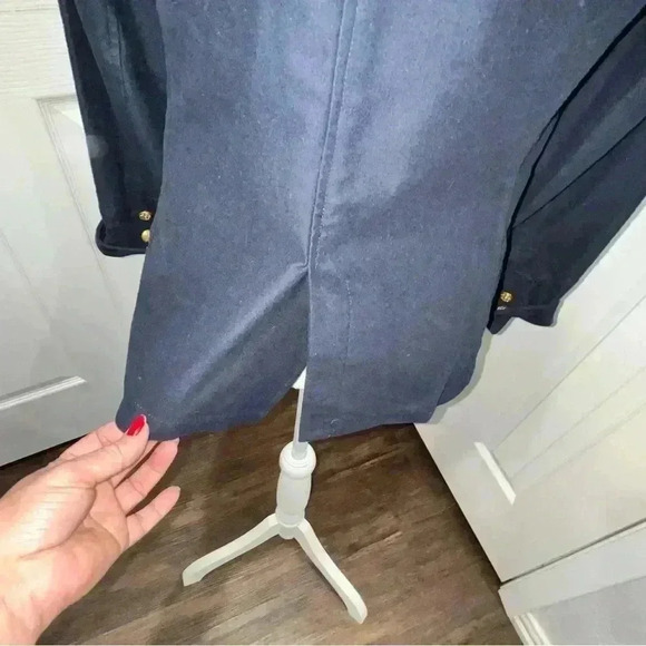 Lauren Ralph Lauren Navy Blue, fitted, gold button front jacket w pockets - Picture 7 of 14